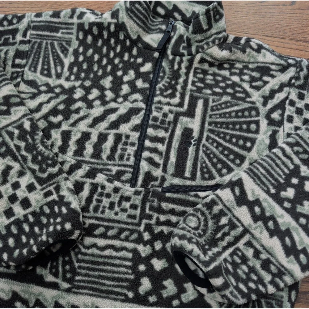 Vntg Jack Wolfskin Native Aztec Pullover 1/2 Zip Fleece Sz L USA Patagonia Vibes